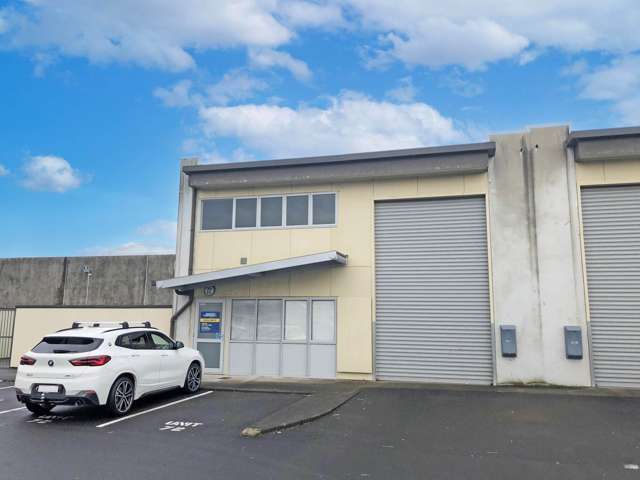 LAMBIE DRIVE INDUSTRIAL UNIT FOR LEASE
