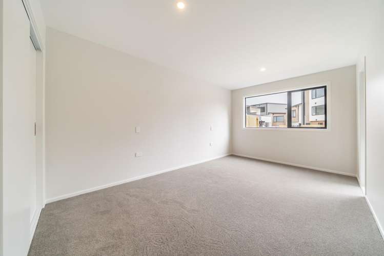 14/4; 15/4 Tawhai Street Stokes Valley_12