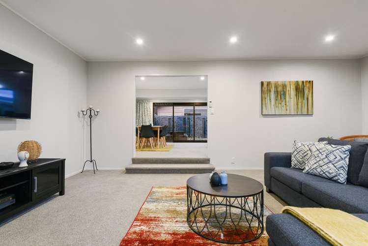 5 Gwendoline Street Glenholme_18