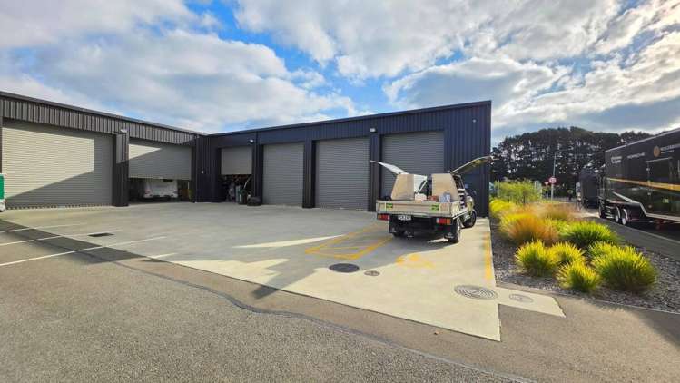 Unit 1, 39 Kairua Road Hornby_2