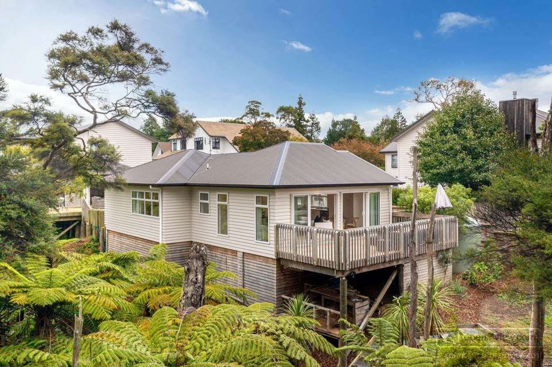 1/29D Greenhithe Road Greenhithe North Shore City Houses for Rent