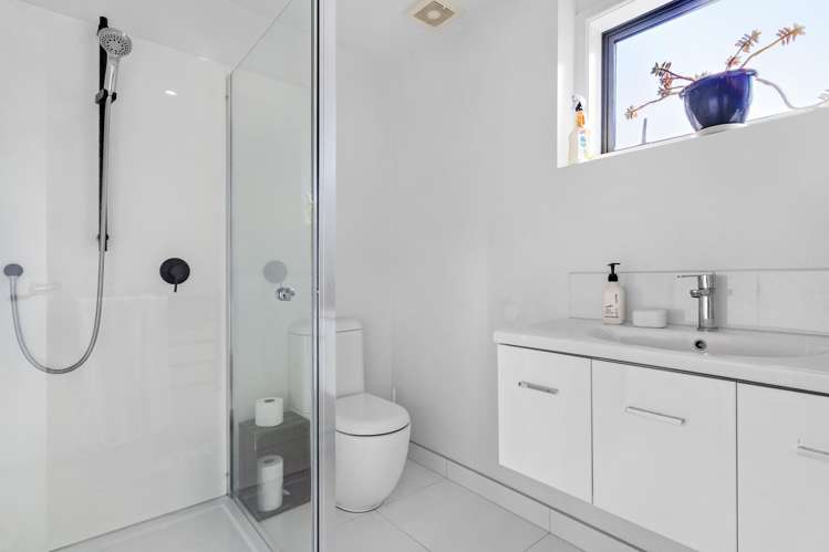 94B Rukutai Street Orakei_14