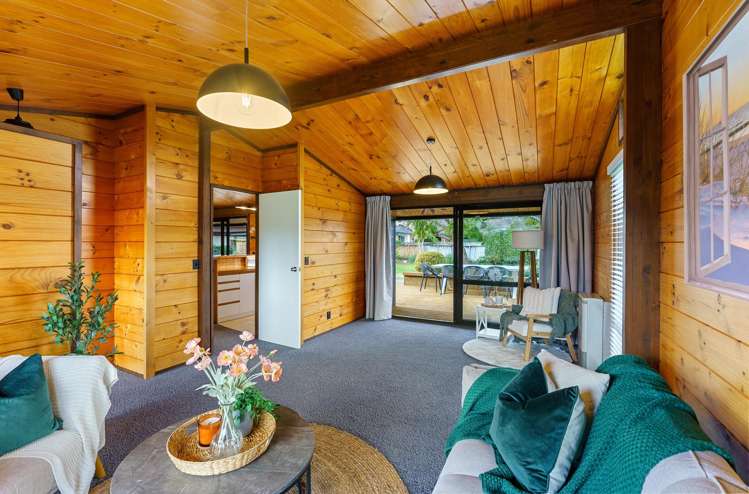 21 Awanui Drive Waikanae_5