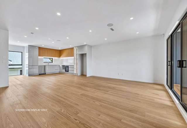 7/12 King Edward Avenue Epsom_3