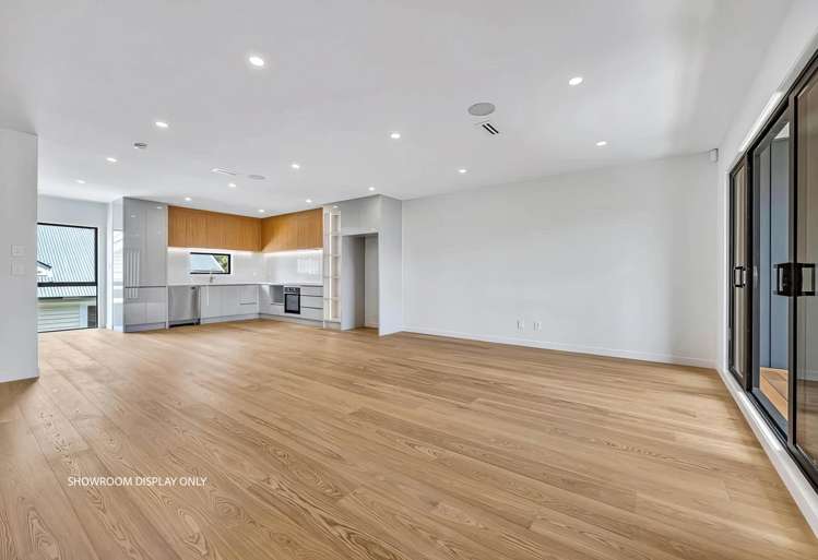 7/12 King Edward Avenue Epsom_3