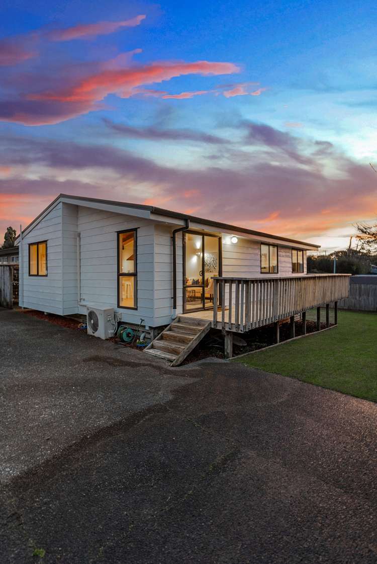 2/121 Matipo Road Te Atatu Peninsula_28