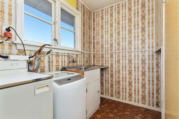 1 Reynolds Avenue Bishopdale_10