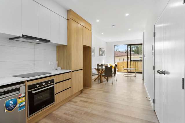 Lot1-10/82 College Road Northcote_2