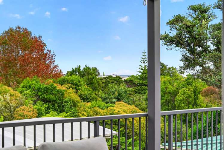 2/39 Kia Ora Road Beach Haven_12