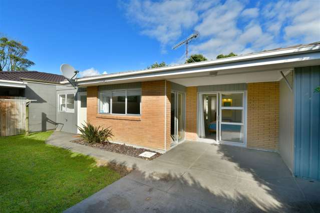 2/1 Pine Road Orewa_2