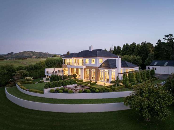 A traditional Kiwi bach by the sea. It's clear from the agents OneRoof talked to that waterviews and sand rate highly with them and their buyers. Photo / Getty Images