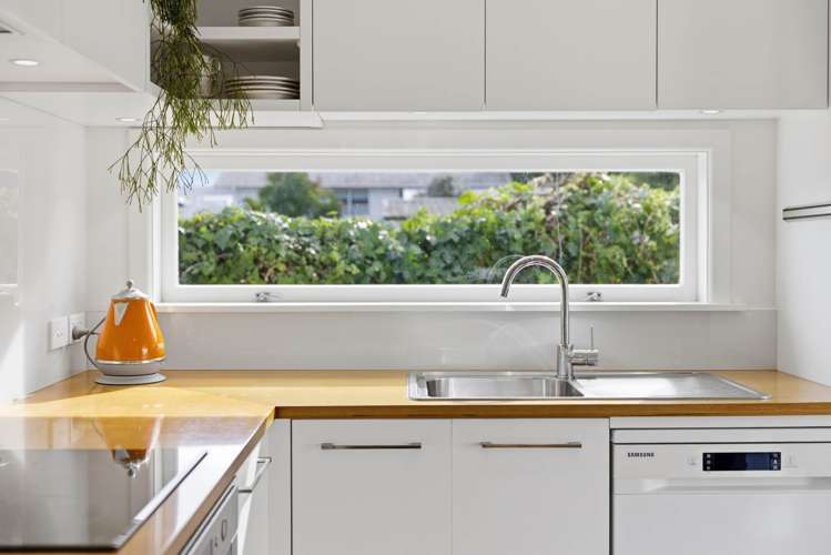 2/8 Arahoe Road New Lynn_17