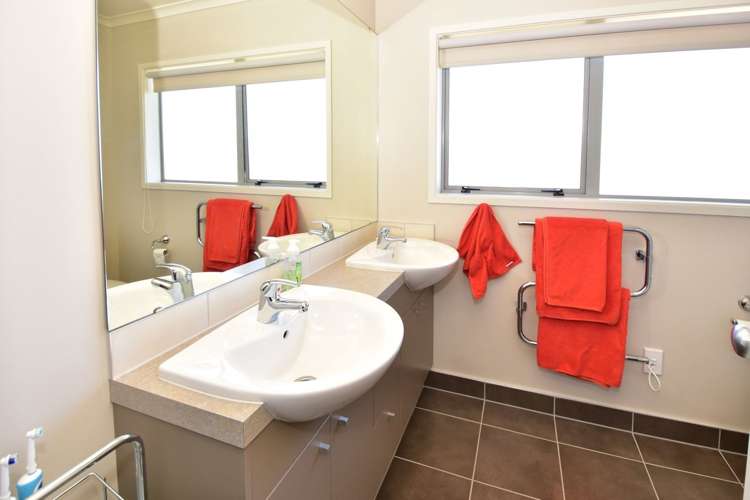 8 Barnacle Rise Red Beach_14