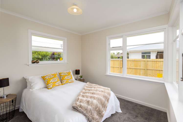 51 Achilles Street Burwood_11