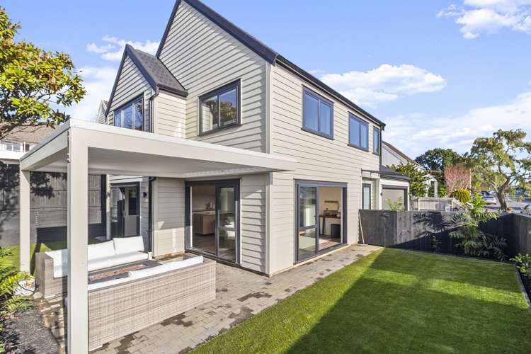 1/22 Clonbern Road Remuera_3