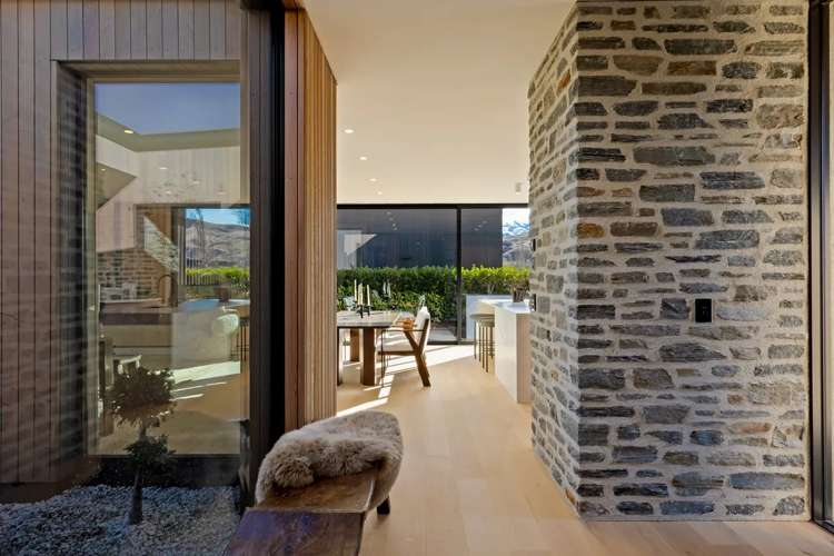 12 Kawarau Heights Boulevard_3