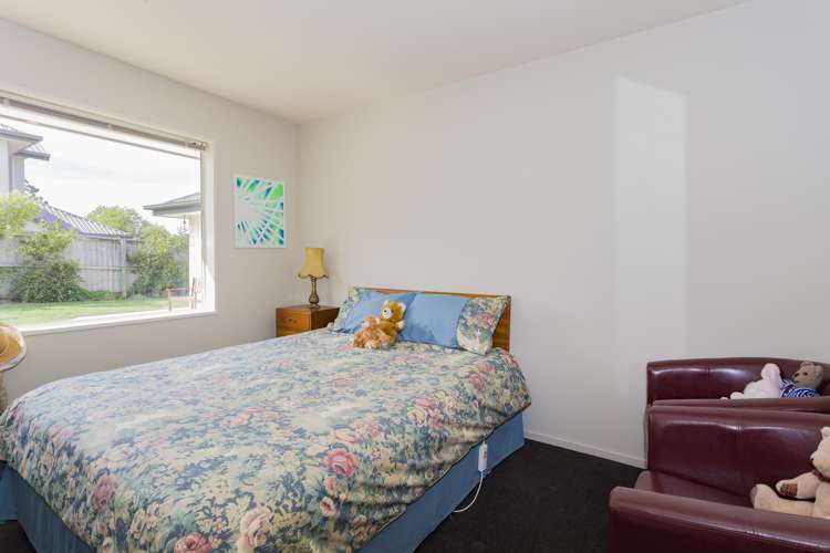 15 Kowhai Street Oxford_13