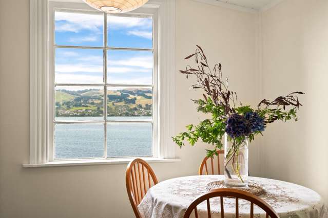 Harbour View Cottage: 3.5 acres - still available!