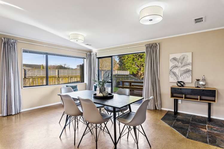 6 The Avenue Paraparaumu Beach_7