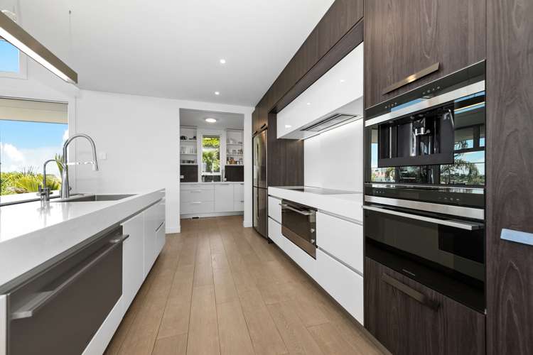 133 Lake Crescent Hamilton Lake_5