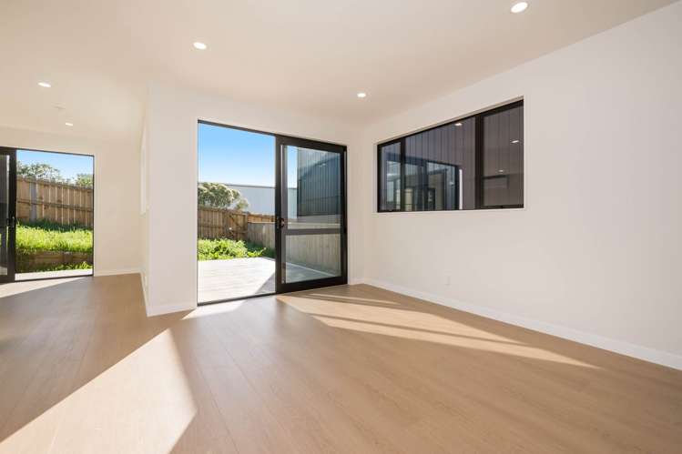 27A Nutsey Avenue Northcote_4