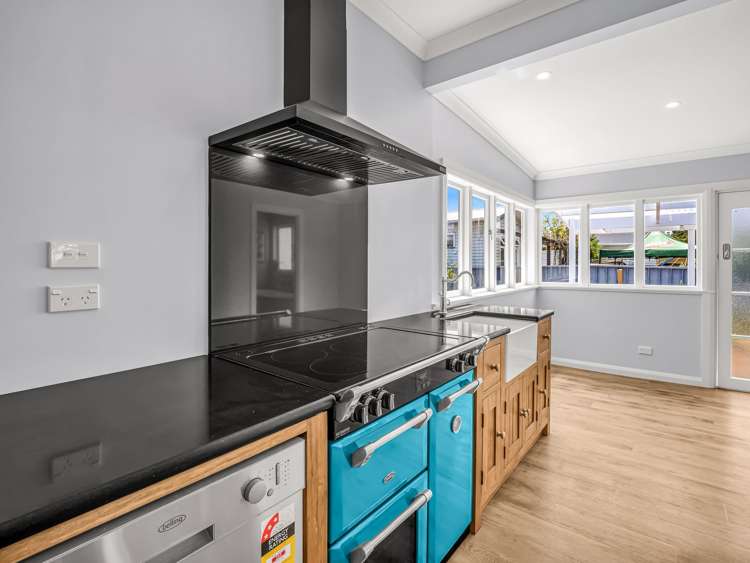 93 Wood Street Takaro_10