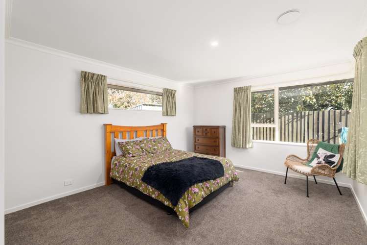 56 Travis Country Drive Burwood_14