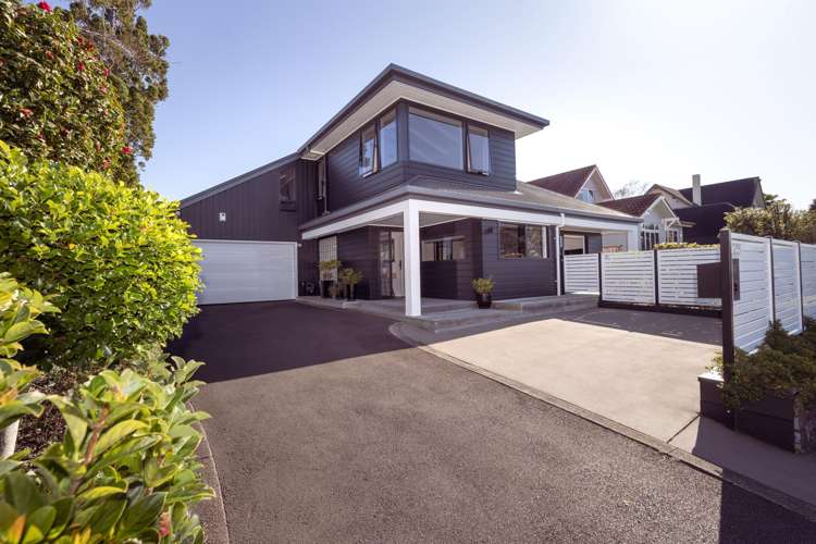 253 Devonport Road Tauranga Central_1