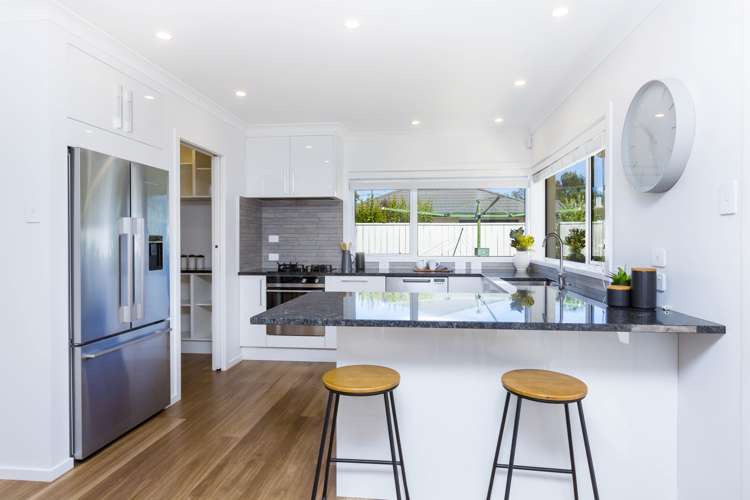 16 Comeskey Grove Elderslea_9