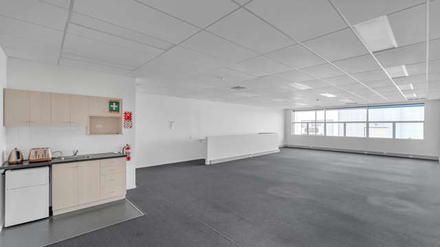 Unit 22a/150 Cavendish Road Casebrook_3