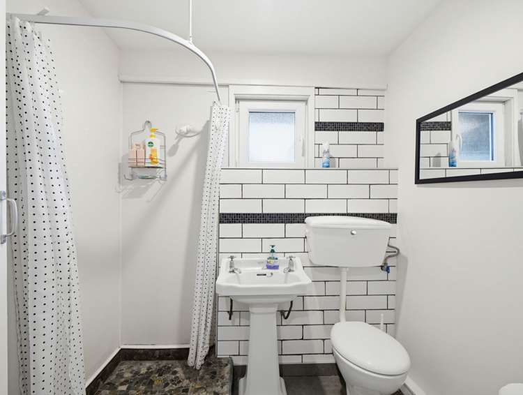 42 Moody Street Gore Bay_28