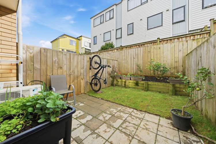 21 Helen Jenepher Lane Mt Wellington_11