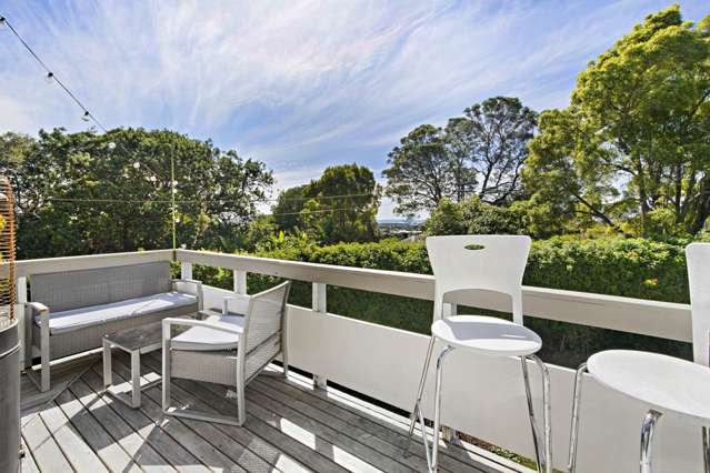 1 Simmonds Avenue Three Kings_4