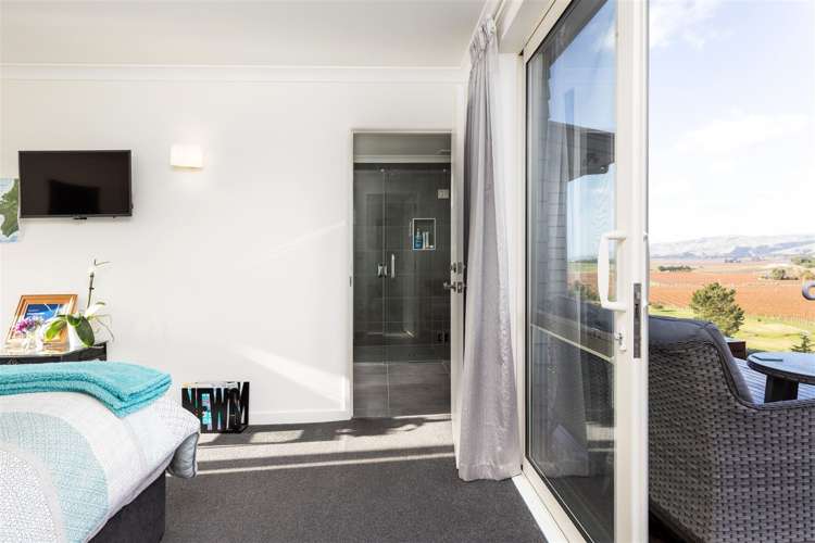 129 Marlborough Ridge Drive Fairhall_14