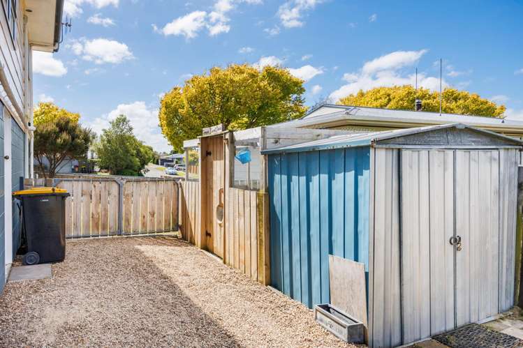 10 Heatherlea Heights Feilding_18