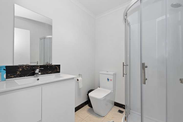 1/107 Knighton Road Hillcrest_10