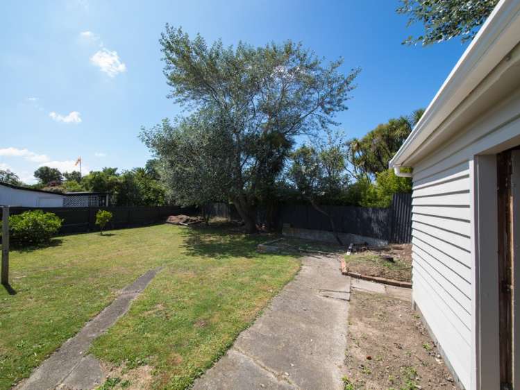 9 Queen Street Feilding_22