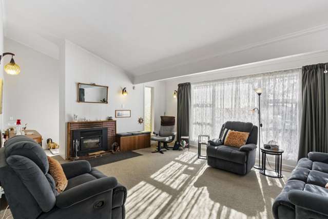 7 Fairclough Road Beach Haven_1