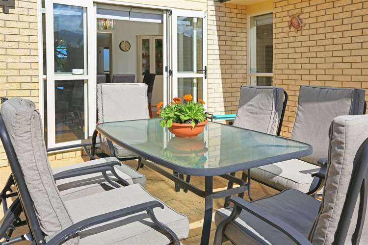 9 Chardonnay Rise Henderson_26