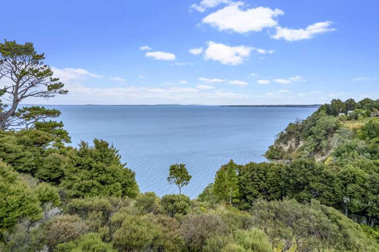 6 Herrings Cove Place Titirangi_7