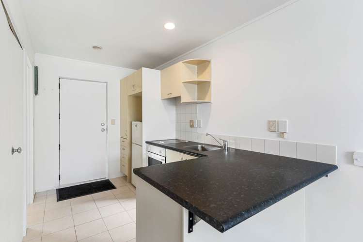 2a/20 Ian Marwick Place Birkenhead_3