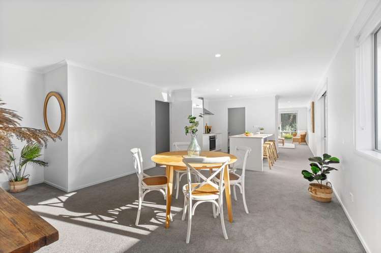 91 Hills View Drive Papamoa_5