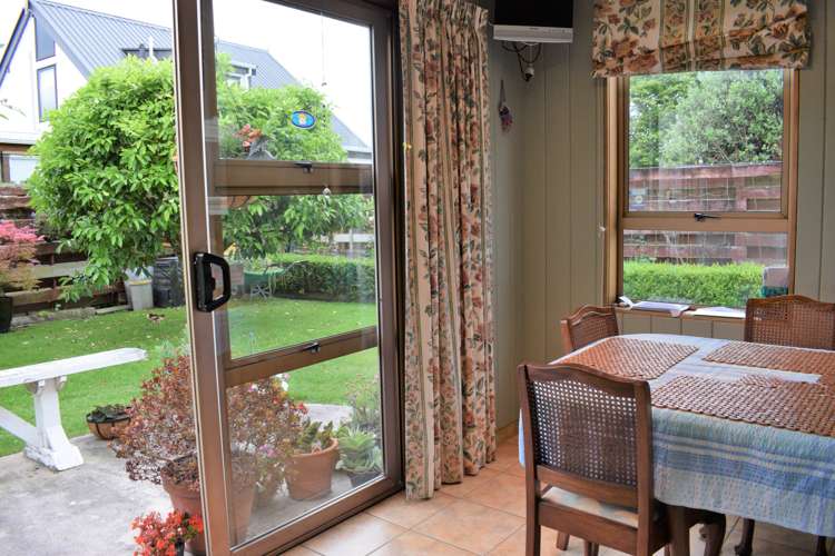 7 Knights Grove Otaki_2