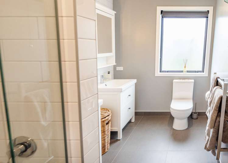 42 Mcadam Drive Jacks Point_11