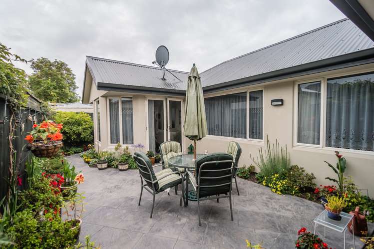 2/2a Chalmers Street Highfield_9