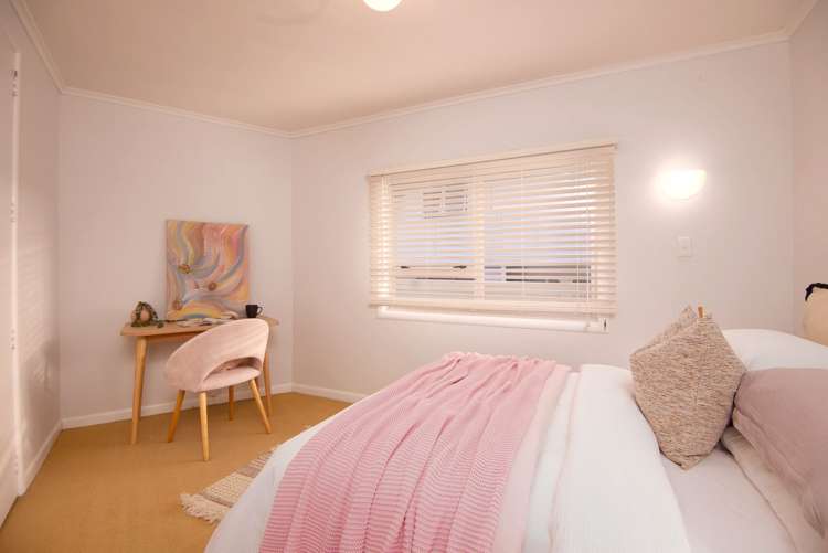 33 Covil Ave Te Atatu South_14