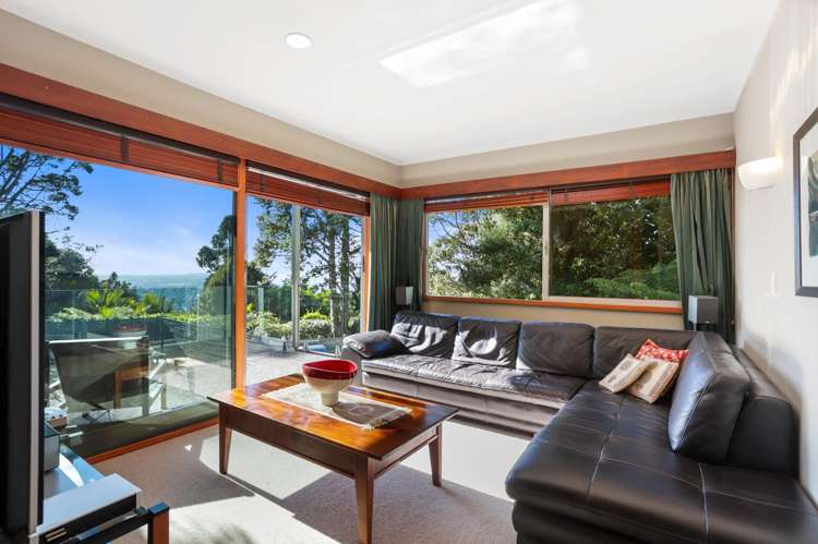 79 Scenic Drive Titirangi_17