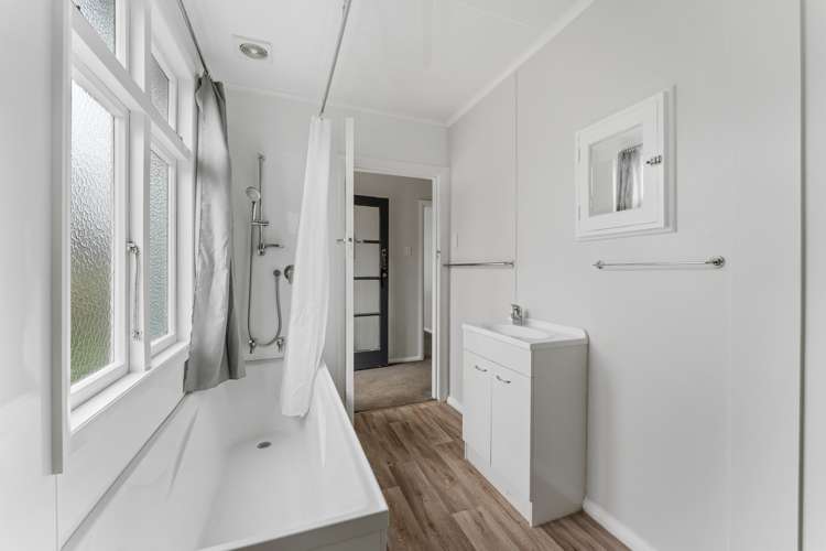 52 Sedcole Street Pahiatua_14