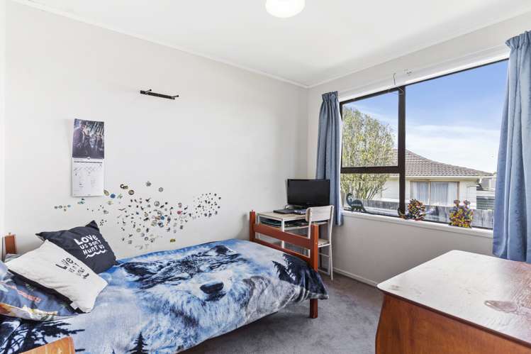 1/10 Catkin Crescent Papatoetoe_9