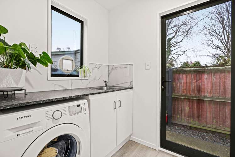 2/64A Cutts Road Russley_11